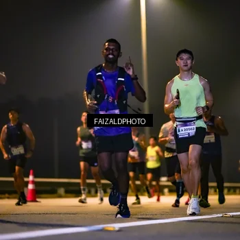 Runner Photo 7484056