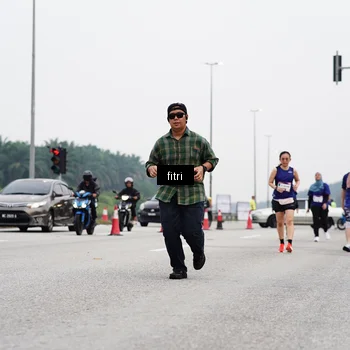 Runner Photo 7484060