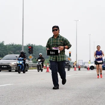 Runner Photo 7484061