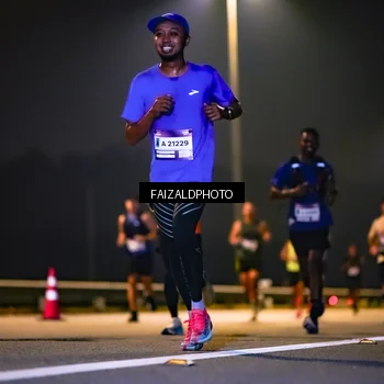 Runner Photo 7484066
