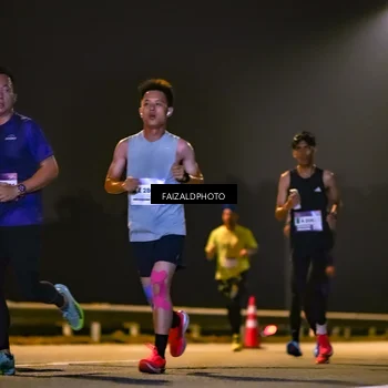 Runner Photo 7484089