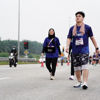 Runner Photo 7484102