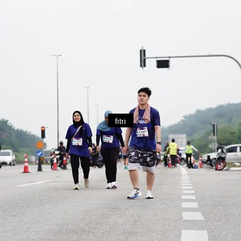 Runner Photo 7484113