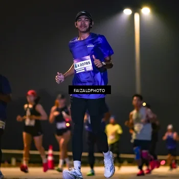Runner Photo 7484117