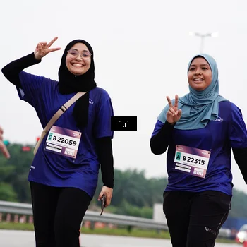 Runner Photo 7484123