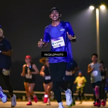 Runner Photo 7484128
