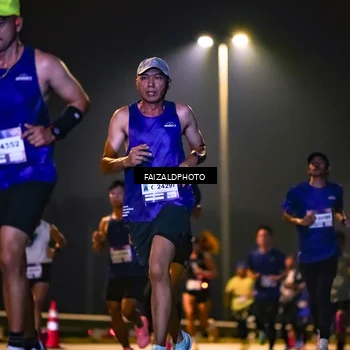 Runner Photo 7484140