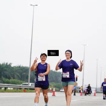 Runner Photo 7484154