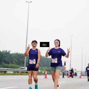 Runner Photo 7484155