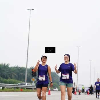 Runner Photo 7484156