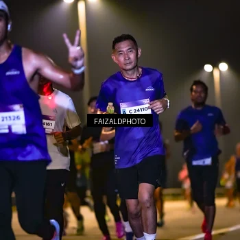 Runner Photo 7484157