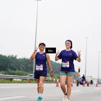 Runner Photo 7484171