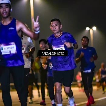 Runner Photo 7484178