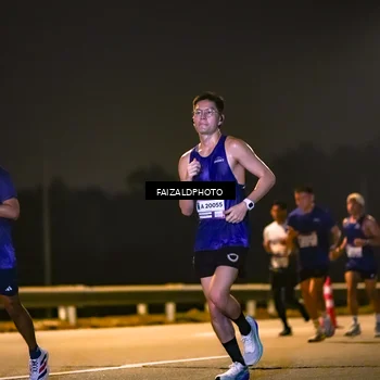 Runner Photo 7484207