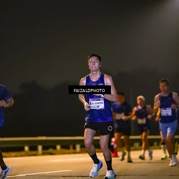 Runner Photo 7484208