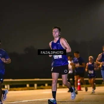 Runner Photo 7484210