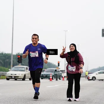 Runner Photo 7484214