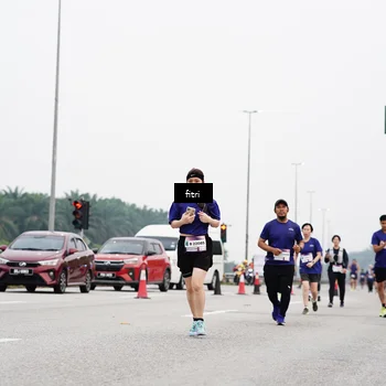 Runner Photo 7484256