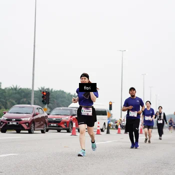 Runner Photo 7484259