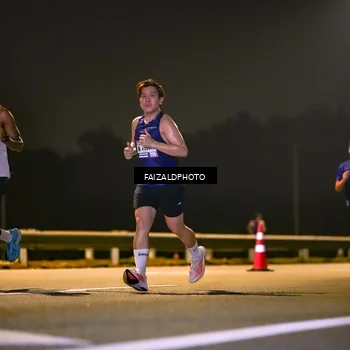 Runner Photo 7484262