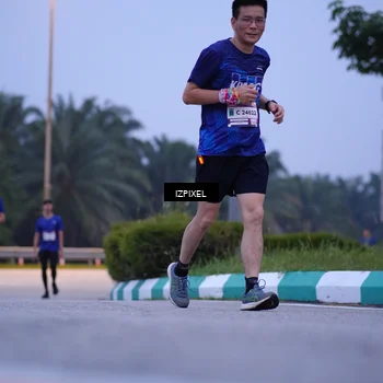 Runner Photo 7484270