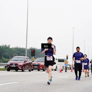 Runner Photo 7484280