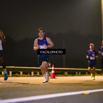 Runner Photo 7484283