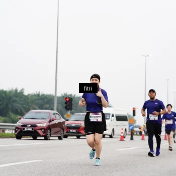 Runner Photo 7484284