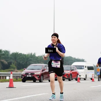 Runner Photo 7484287