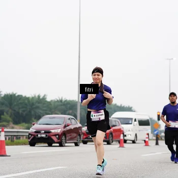 Runner Photo 7484288