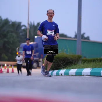 Runner Photo 7484293