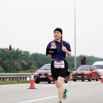 Runner Photo 7484300