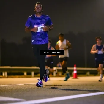 Runner Photo 7484306