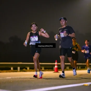 Runner Photo 7484327