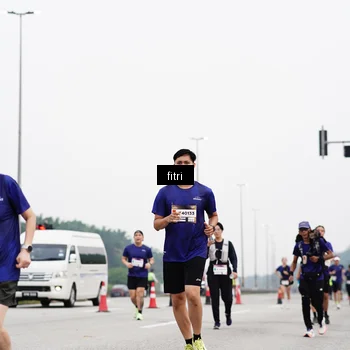 Runner Photo 7484354
