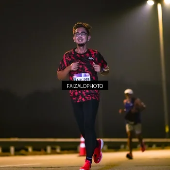 Runner Photo 7484356