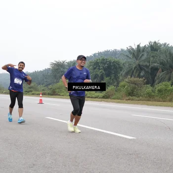 Runner Photo 7484357