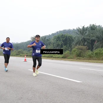 Runner Photo 7484398