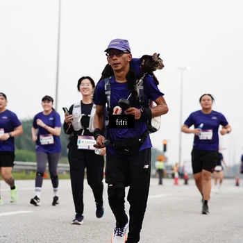 Runner Photo 7484399