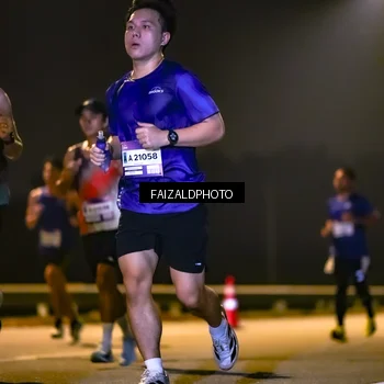 Runner Photo 7484400