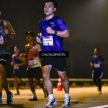 Runner Photo 7484404