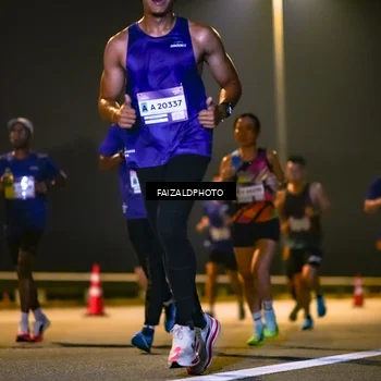 Runner Photo 7484409
