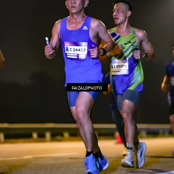 Runner Photo 7484472
