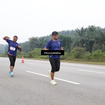 Runner Photo 7484473