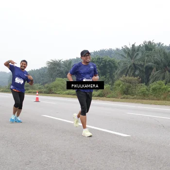 Runner Photo 7484483
