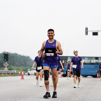 Runner Photo 7484490