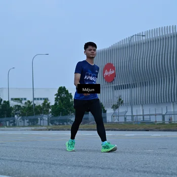 Runner Photo 7484495