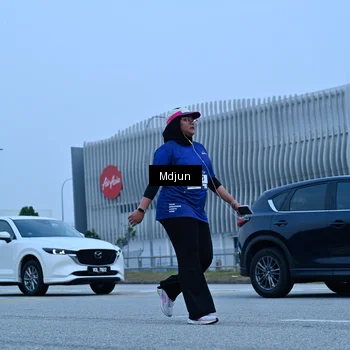 Runner Photo 7484505
