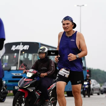Runner Photo 7484534