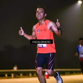 Runner Photo 7484542